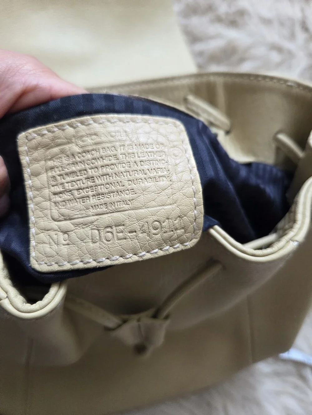 Vintage Coah  Cream Leather Backpack - Women